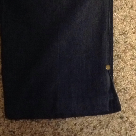 NWT Dressy Denim Capris - Picture 3 of 8